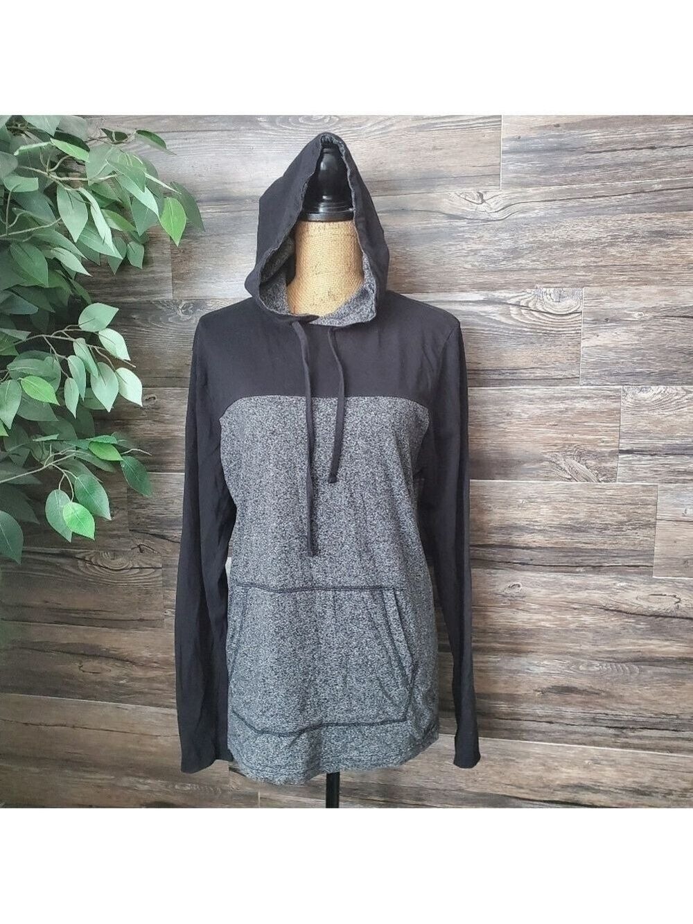 American Rag Color Block Sweater Mens Size Medium Dark Speckled Gray and Black